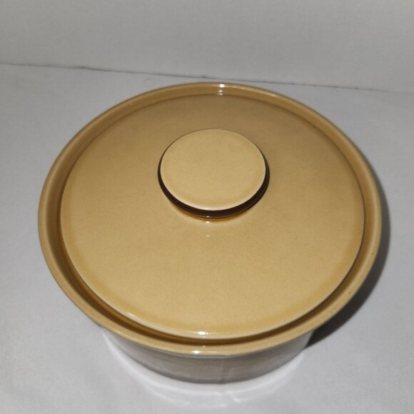 Vintage Ginger Stoneware Lidded Crock 4" H x 8" L x 7" W - Picture 4 of 6